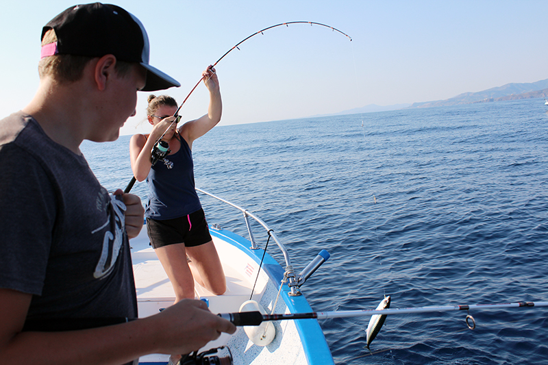 La pêche aux Sabikis est très ludique et peut être pratiquée à tous âges !